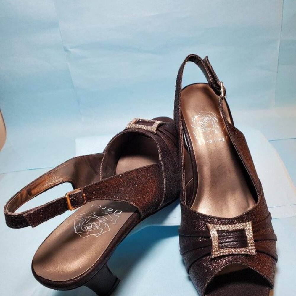 ELEGANT DRESS SHOE-BLACK GLITTER WITH RHINESTONE BUCKLE - SIZE 8-1/2